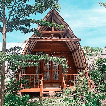 Raffles Inn Labuan Bajo Eksteriør bilde