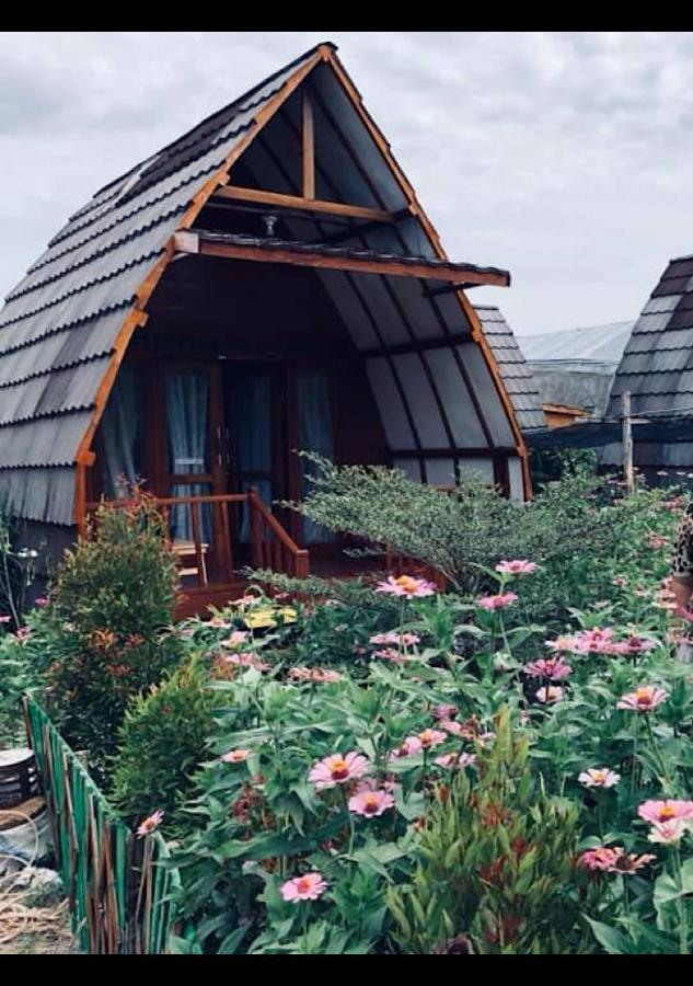 Raffles Inn Labuan Bajo Eksteriør bilde